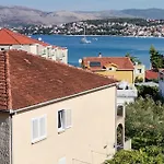 Appartamento Gorgeous In Okrug Gornji *