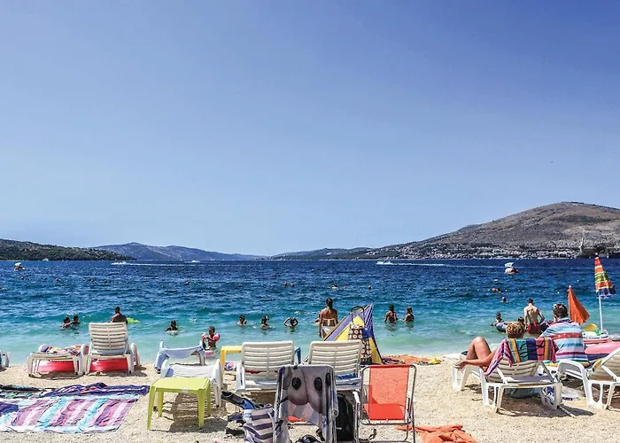 Gorgeous In Okrug Gornji 公寓